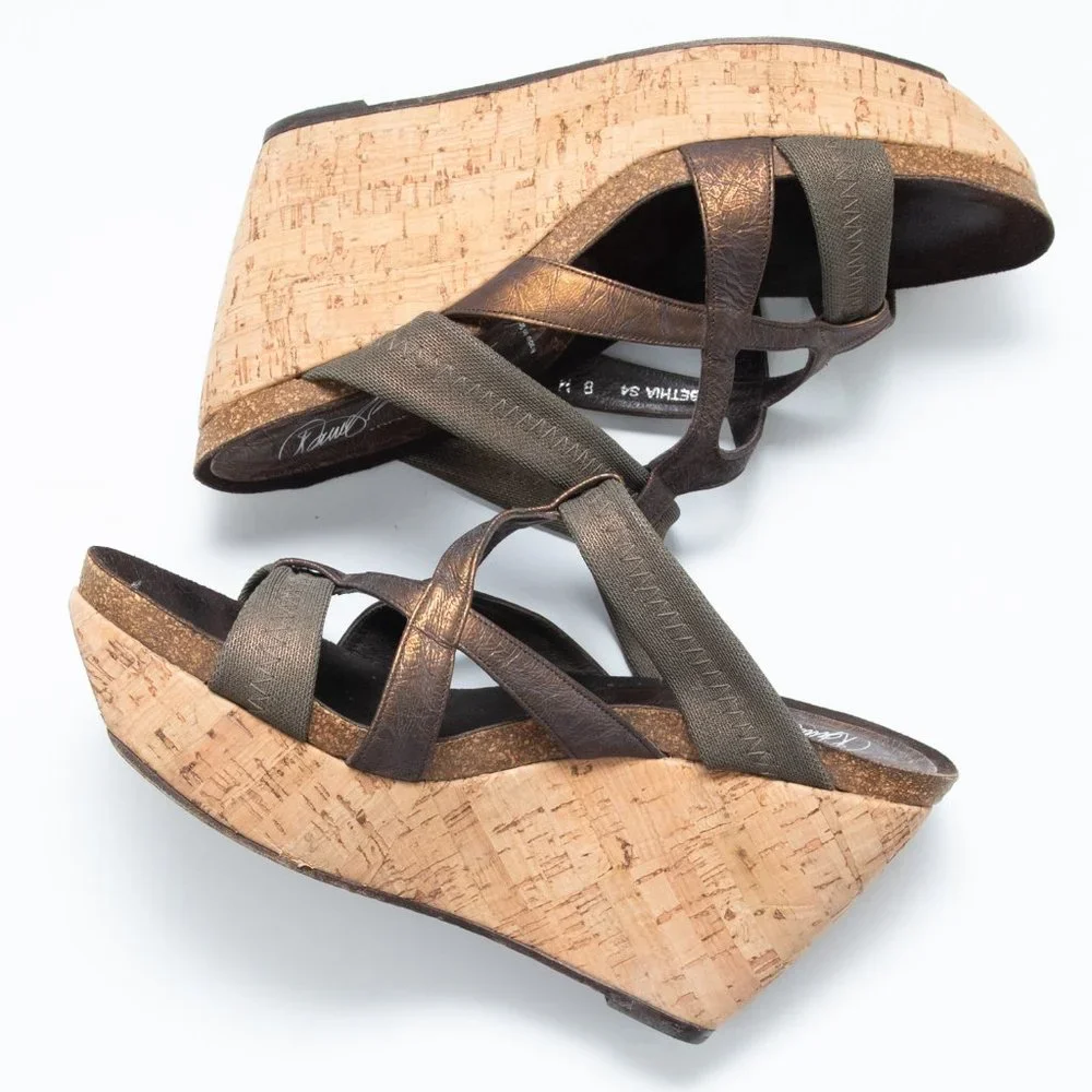 Donald J. Pliner Bethia Shoes  Cork Wedge Platform Metallic Bronze Size 8